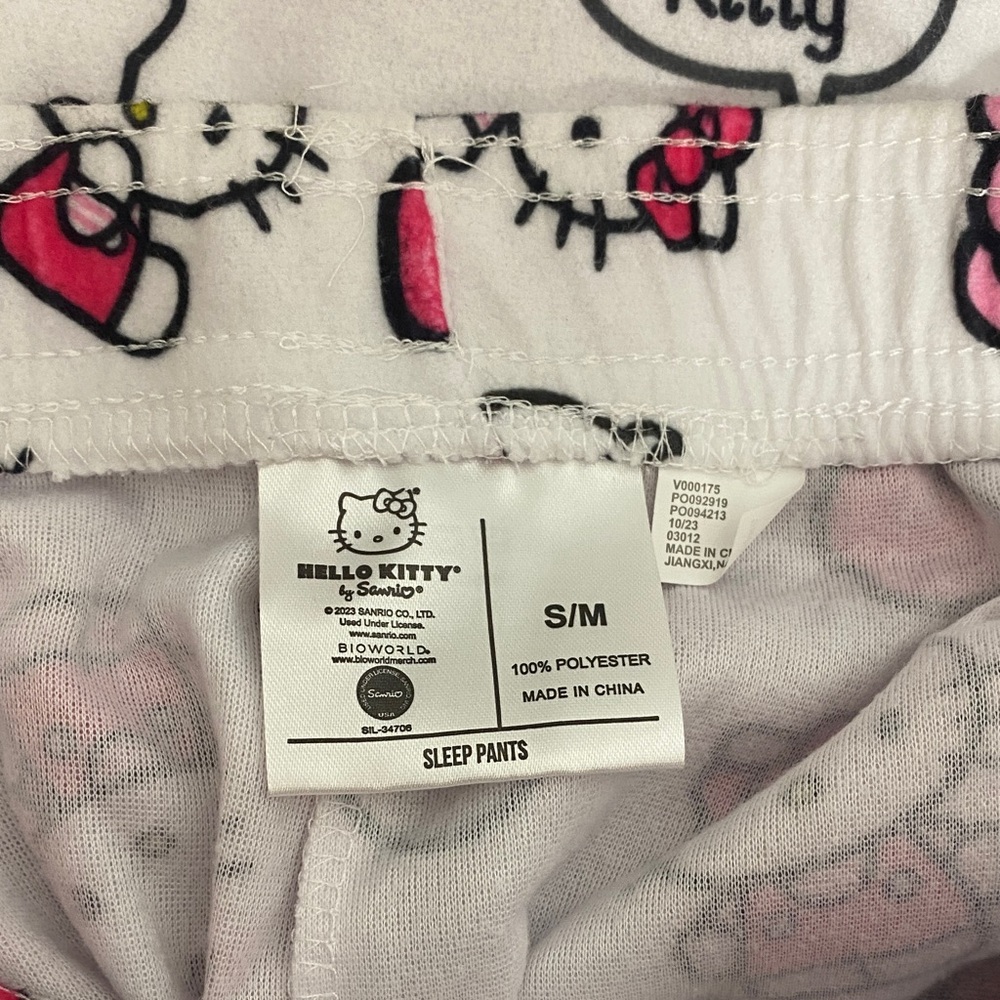 Hello Kitty Pajama Bottoms NWOT - Picture 2 of 2